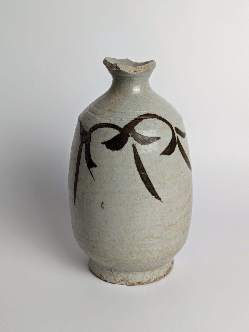 Amazon｜李朝鉄砂草文徳利 17世紀 李朝 朝鮮陶磁器 酒器 花入 花瓶